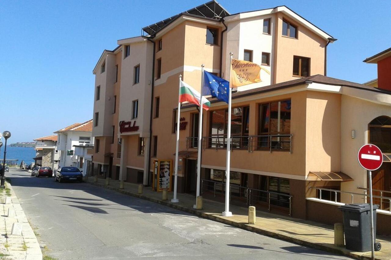 Hotel Chuchulev Sozopol Bagian luar foto